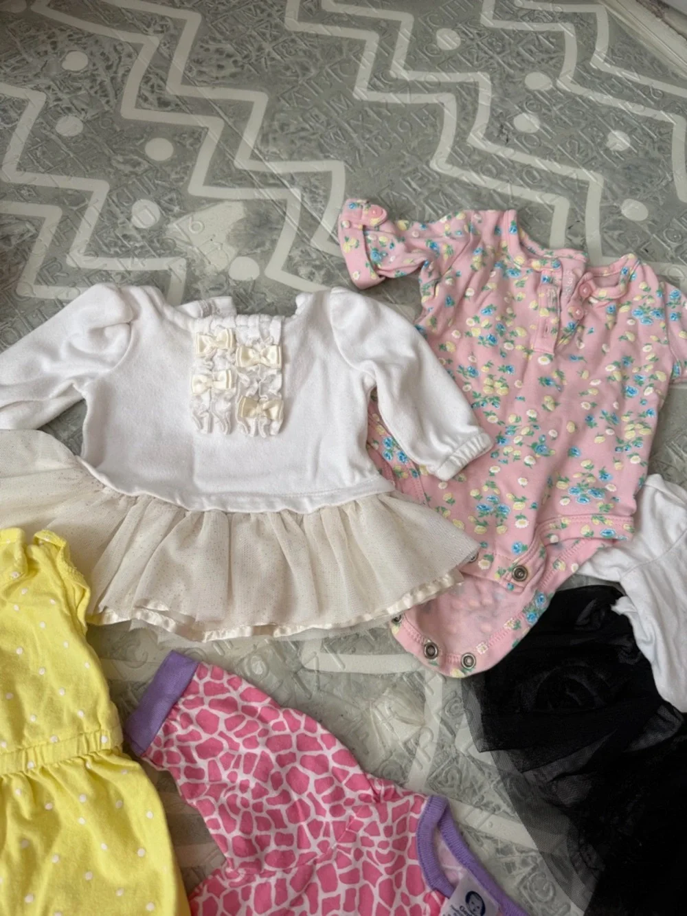 Carter's Mixed Girls Clothing Lot in Yellow, Pink, White, Black, Purple bundles